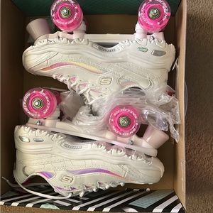 NIB Skechers roller skates